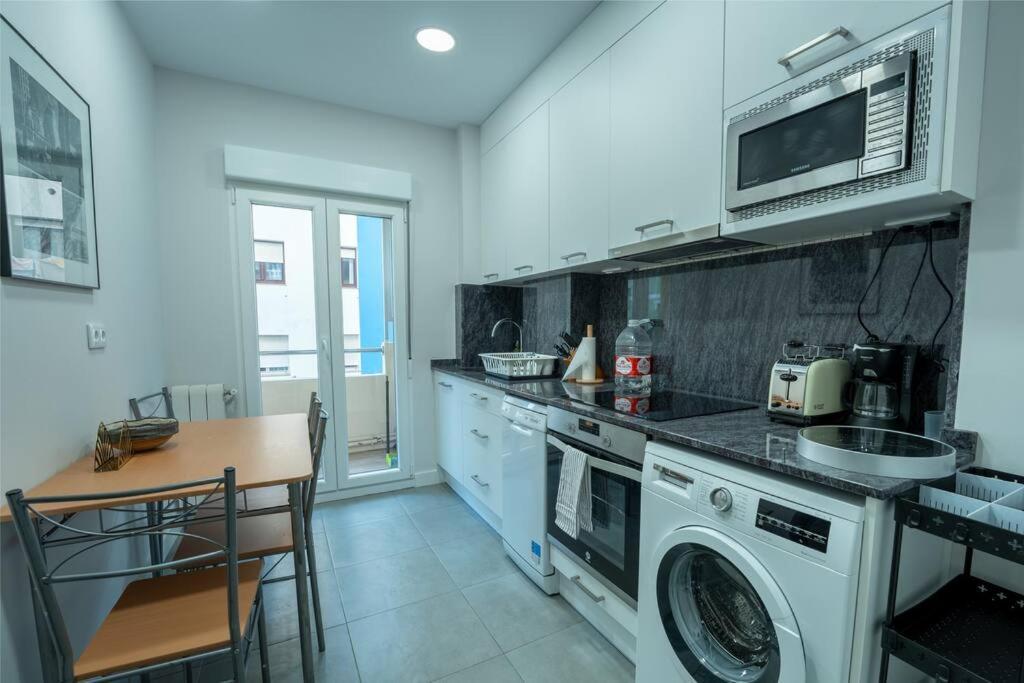 Valdecilla Center Apartment Santander Eksteriør billede