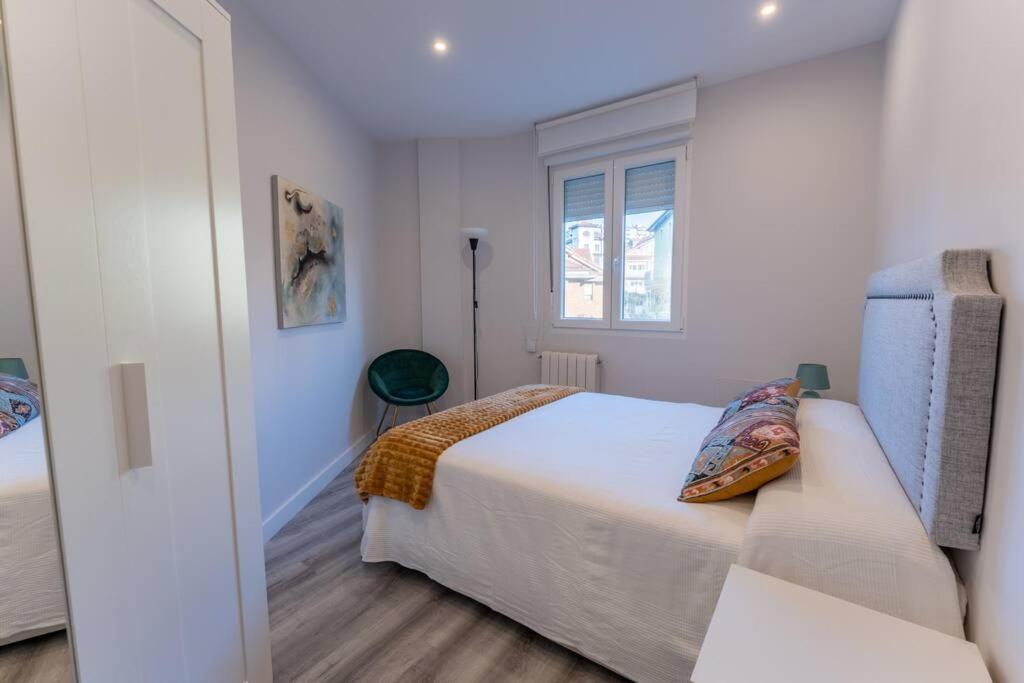 Valdecilla Center Apartment Santander Eksteriør billede